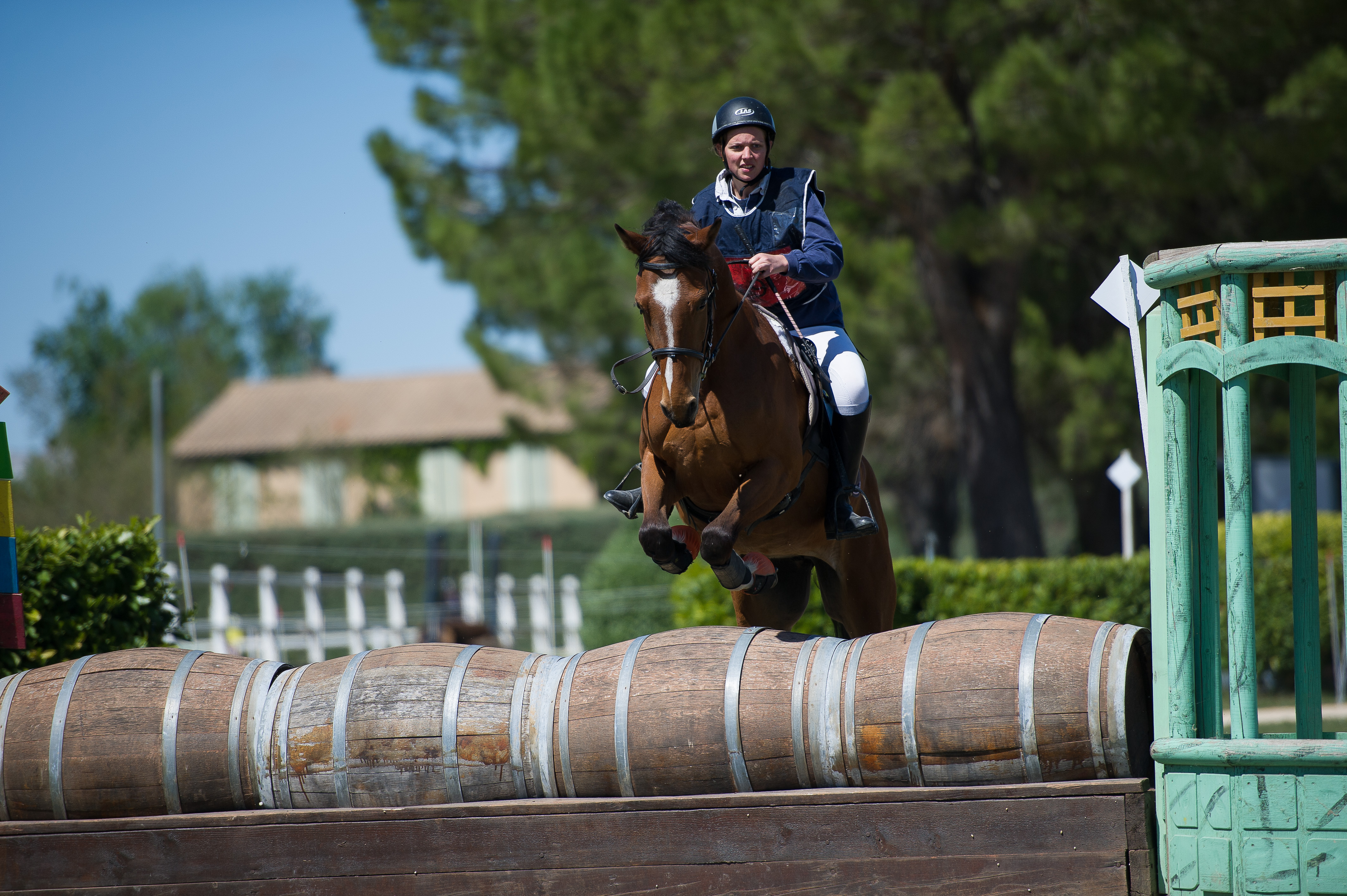 uzes_19042014_crossn2